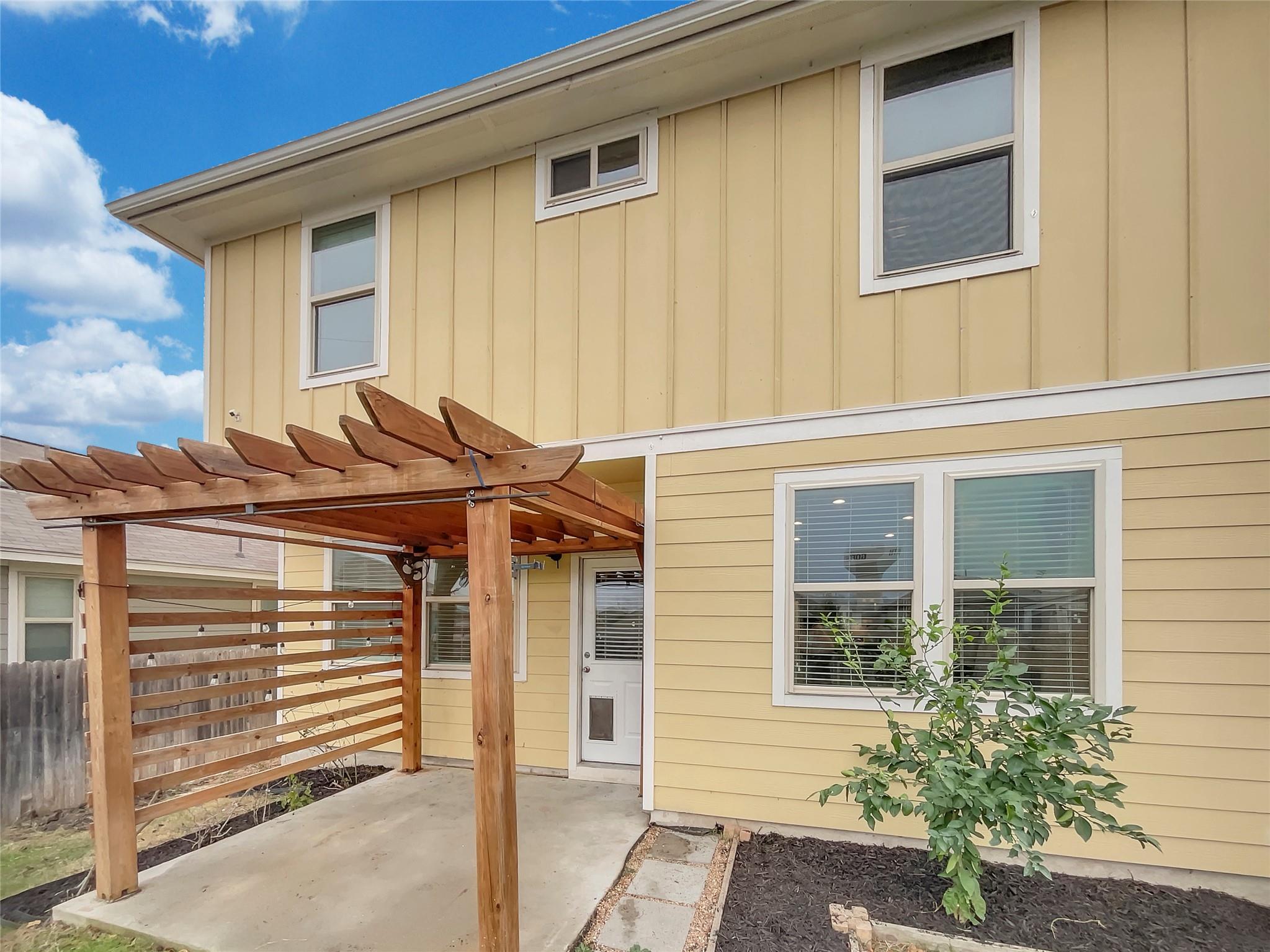 717 Twisted Oaks Lane Buda TX 78610