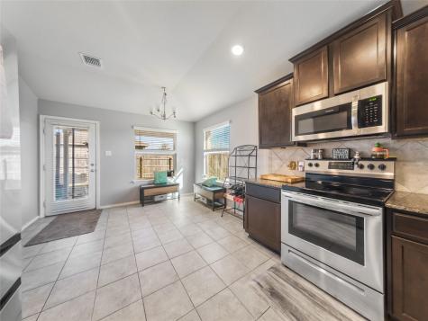 137 Hematite Lane Jarrell TX 76537