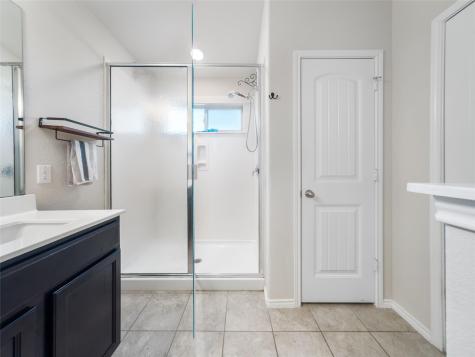 137 Hematite Lane Jarrell TX 76537