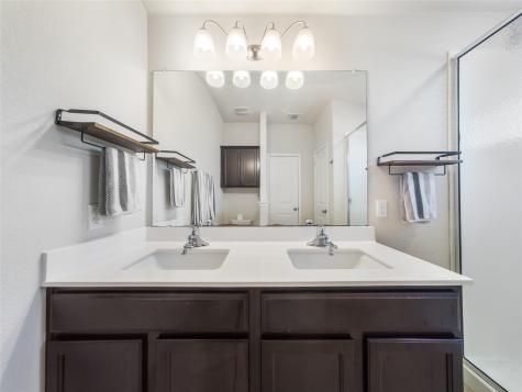 137 Hematite Lane Jarrell TX 76537
