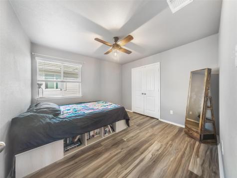137 Hematite Lane Jarrell TX 76537