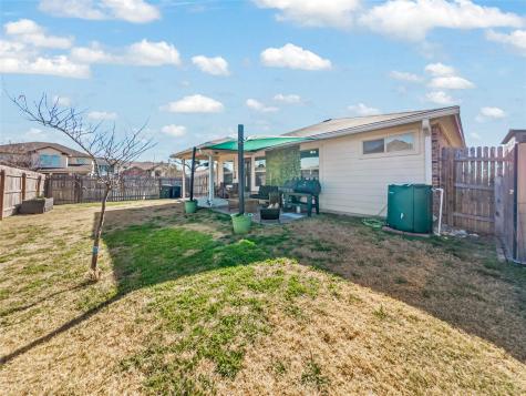 137 Hematite Lane Jarrell TX 76537