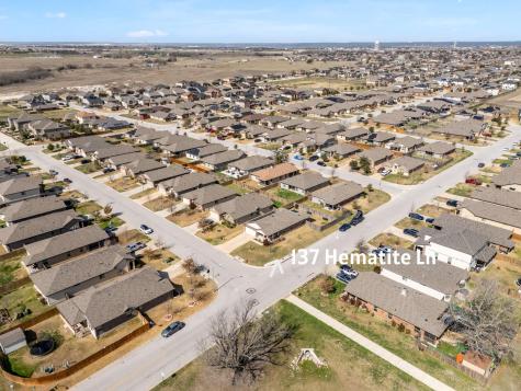 137 Hematite Lane Jarrell TX 76537
