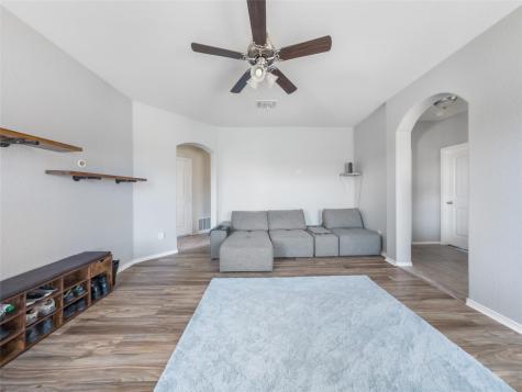 137 Hematite Lane Jarrell TX 76537