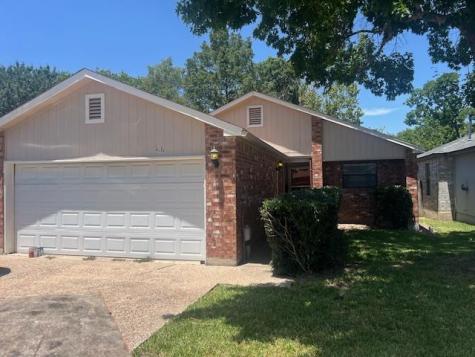416 Village Lane Buda TX 78610