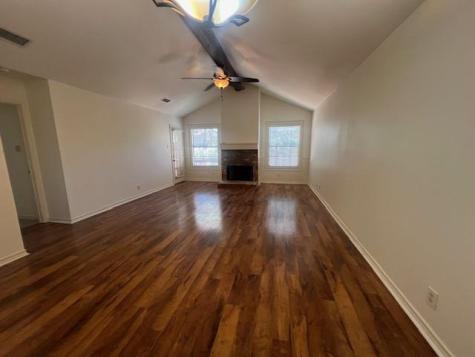 416 Village Lane Buda TX 78610