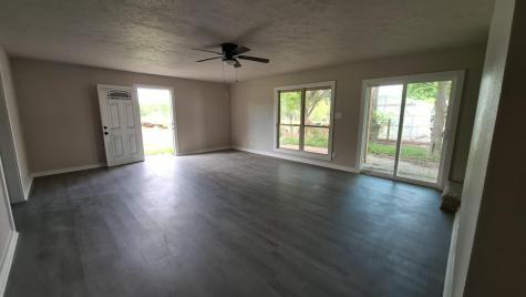 1284 Beaver Lake Drive Caldwell TX 77836
