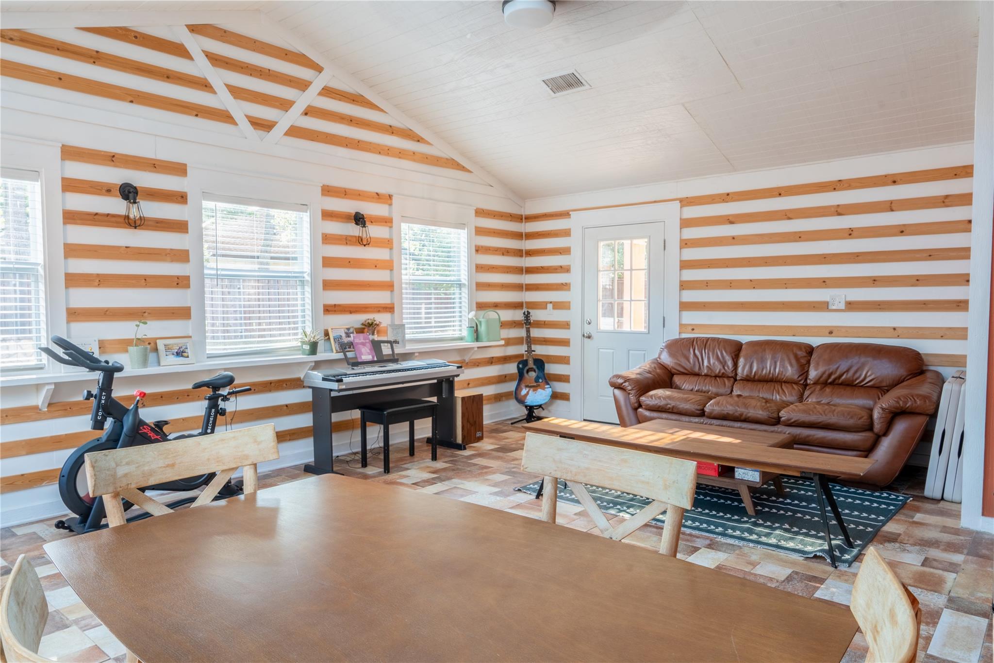 2107 Emerald Isle Drive Leander TX 78641