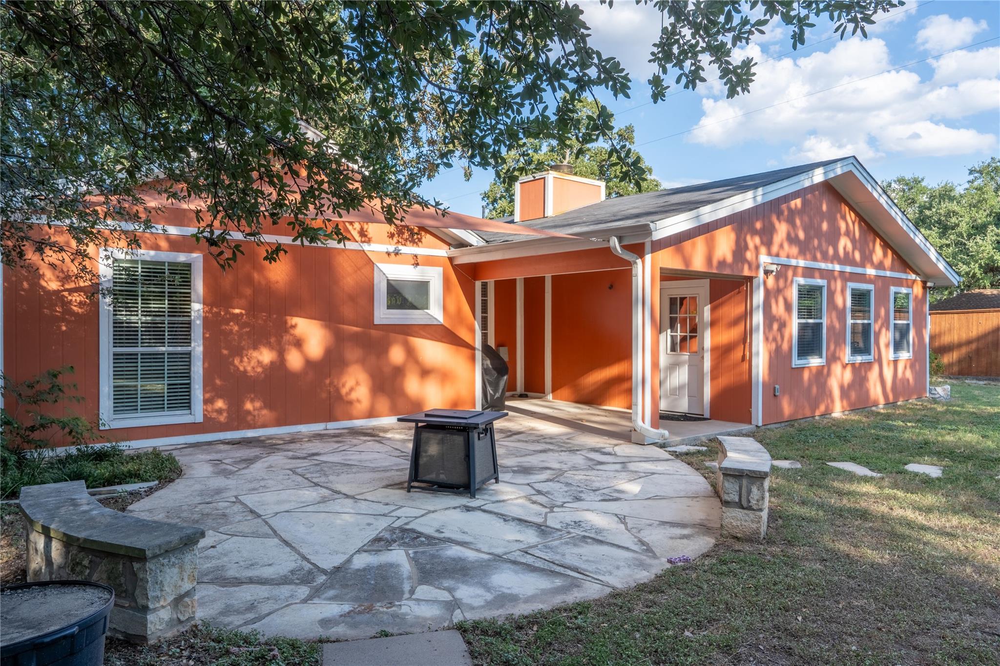 2107 Emerald Isle Drive Leander TX 78641