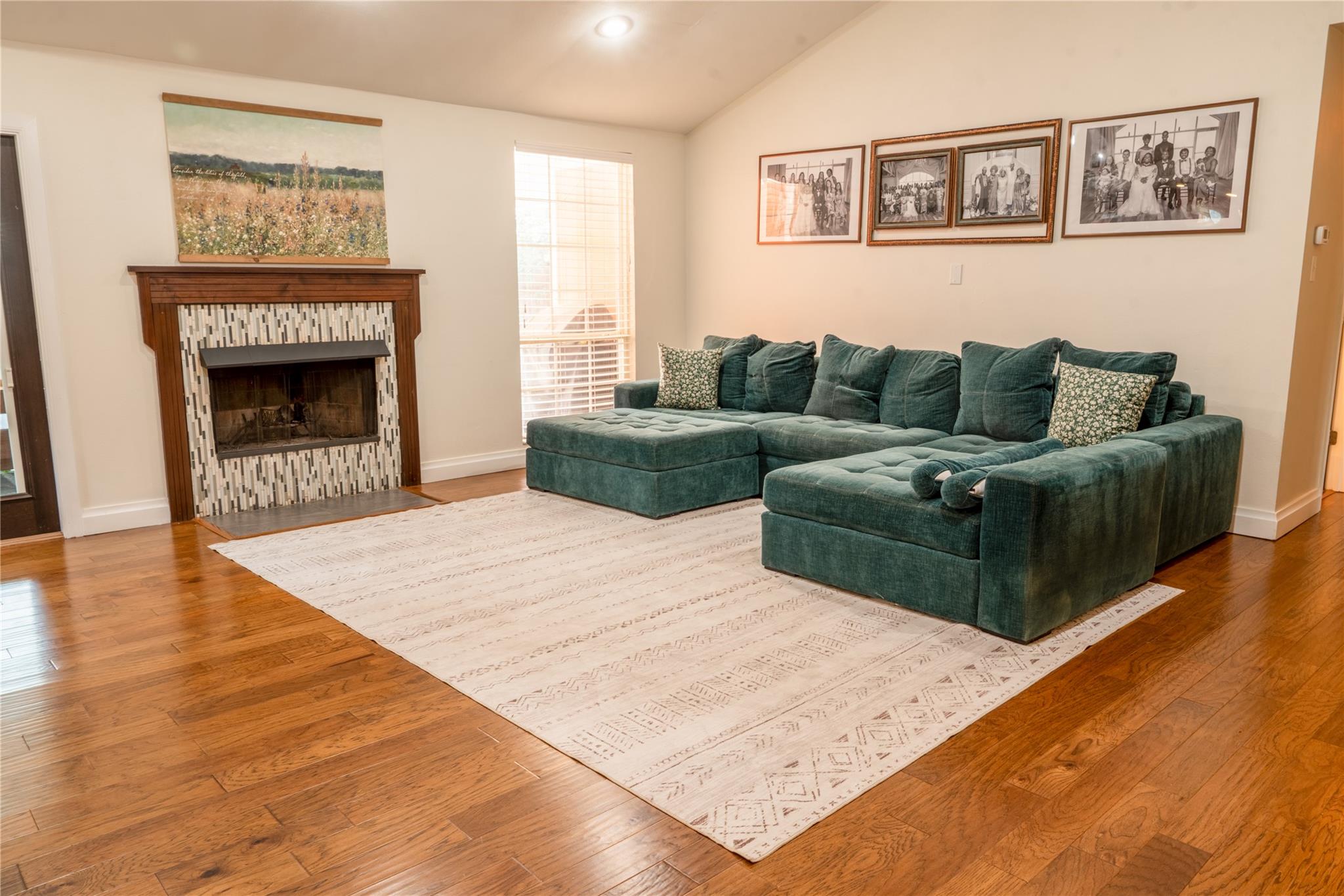 2107 Emerald Isle Drive Leander TX 78641