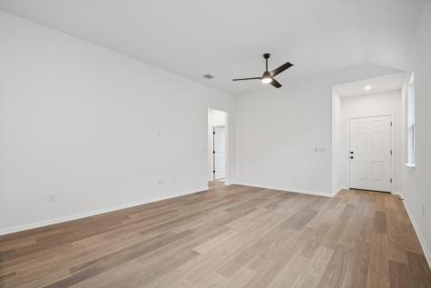 367 Porter Country Parkway Buda TX 78610
