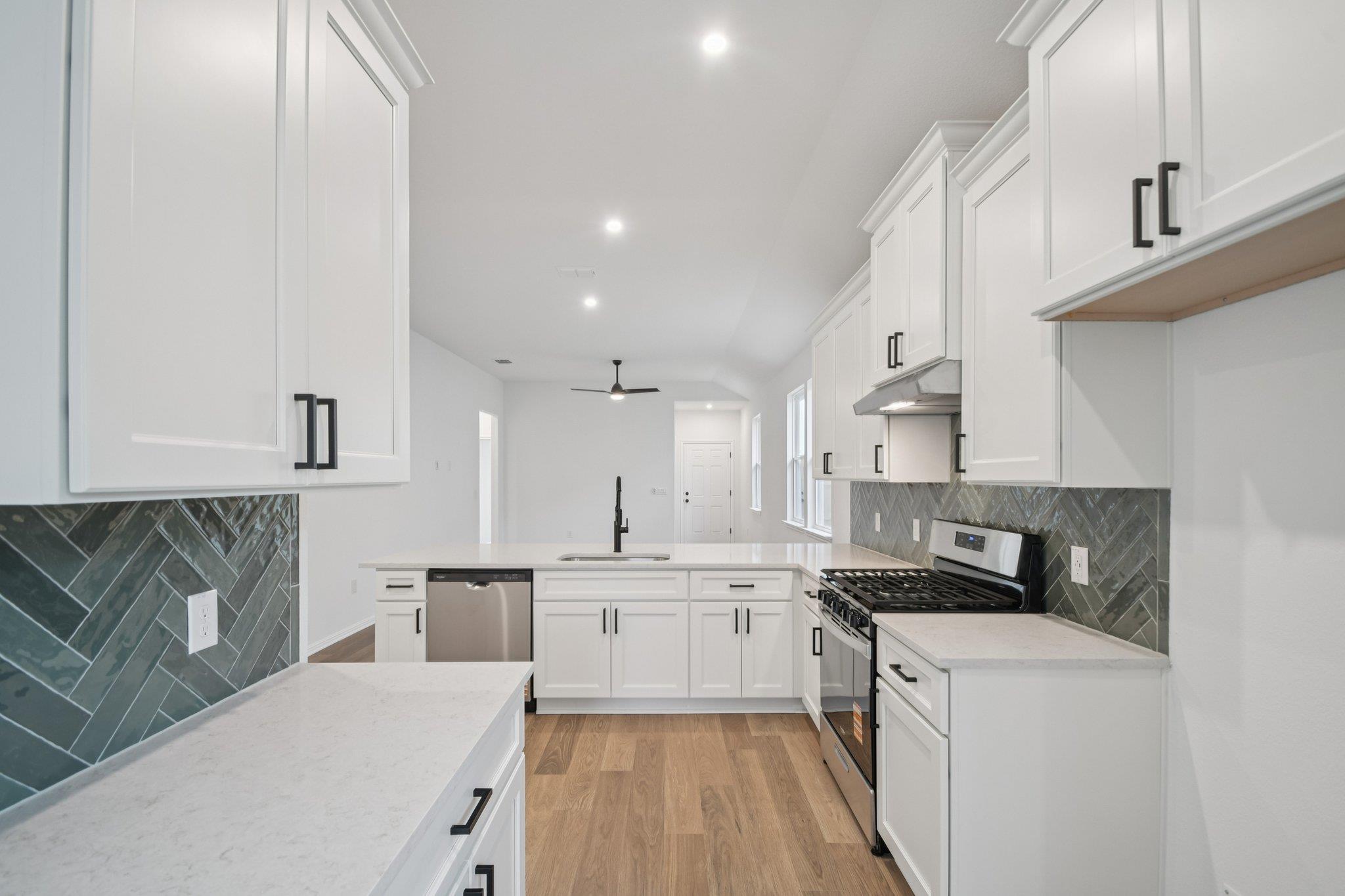 367 Porter Country Parkway Buda TX 78610