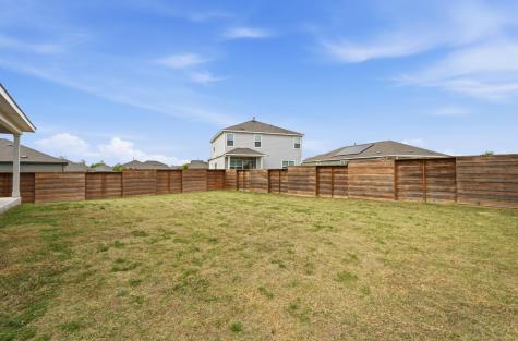388 Barcelona Kyle TX 78640