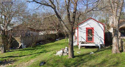 729 Chihuahua Street Lockhart TX 78644
