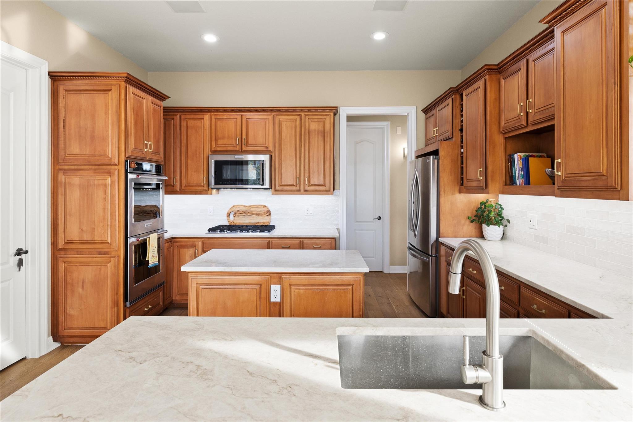 6504 Ponton Place Austin TX 78731
