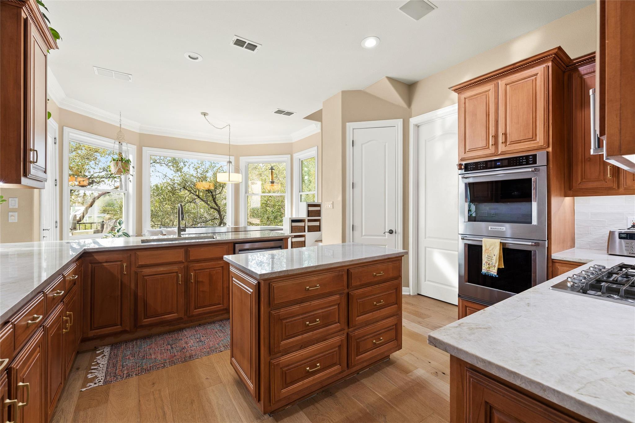 6504 Ponton Place Austin TX 78731