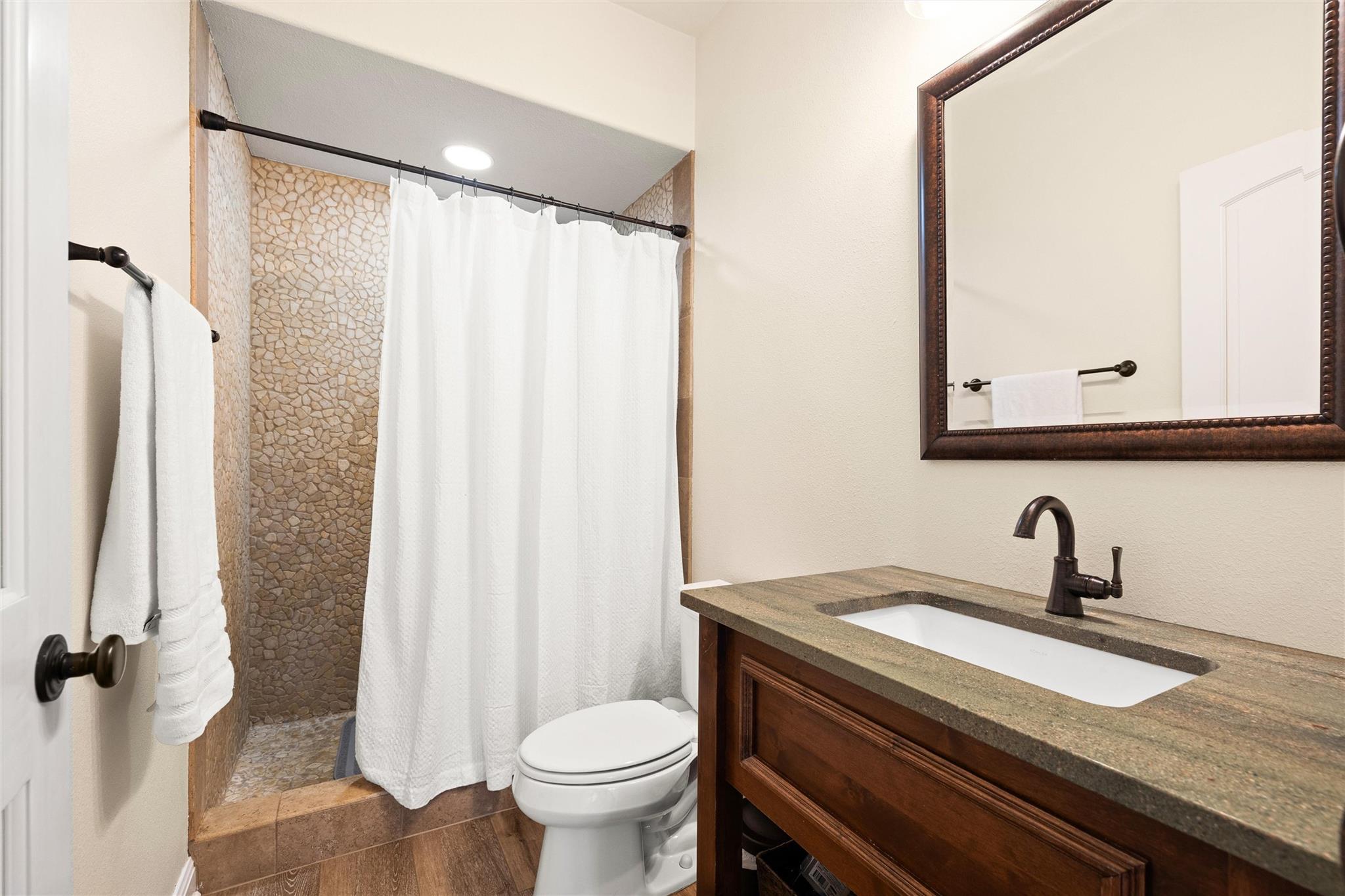 6504 Ponton Place Austin TX 78731
