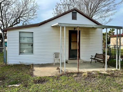 1148 Old Nails Creek Road Giddings TX 78942