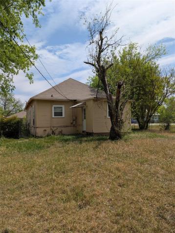301 Park Street Taylor TX 76574