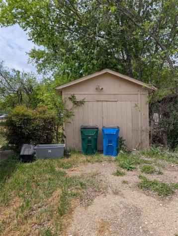 301 Park Street Taylor TX 76574