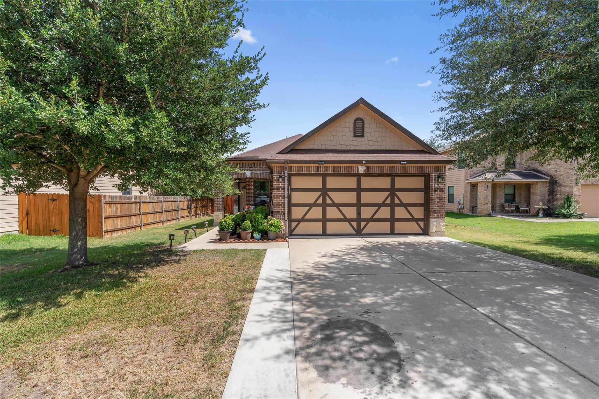 611 Big Bend Trail Taylor TX 76574