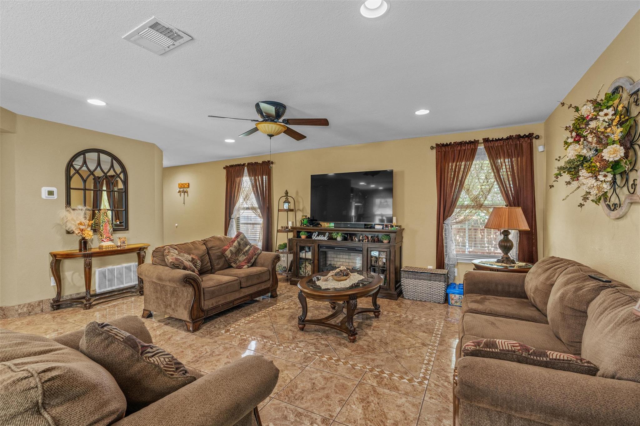 611 Big Bend Trail Taylor TX 76574