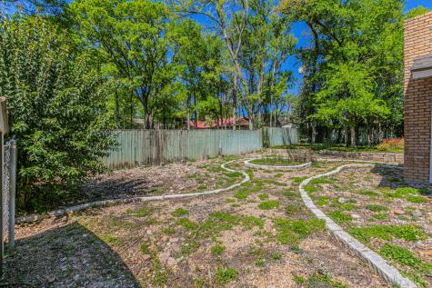1808 N Beal Street Belton TX 76513