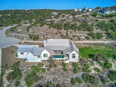 1733 Nightlife Cove Spicewood TX 78669