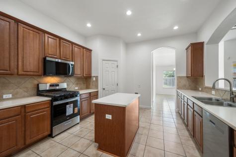 4498 Heritage Well Lane Round Rock TX 78665