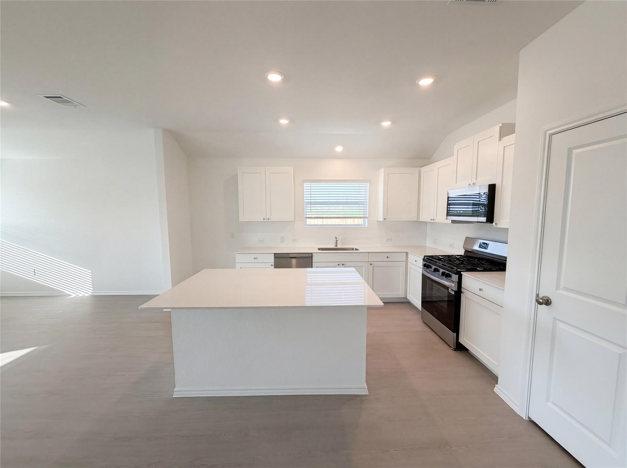 507 Vantage Drive Hutto TX 78634