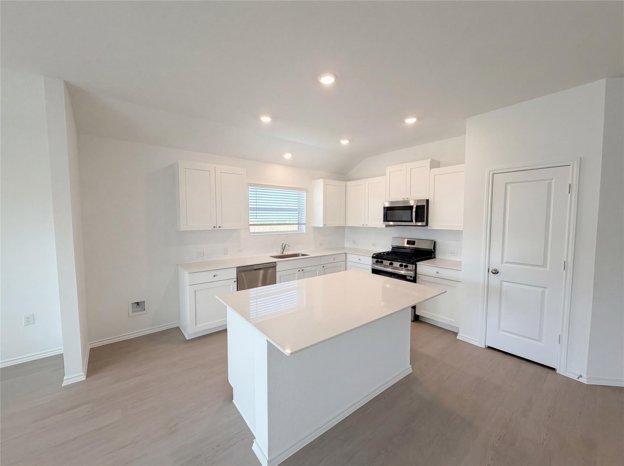 507 Vantage Drive Hutto TX 78634