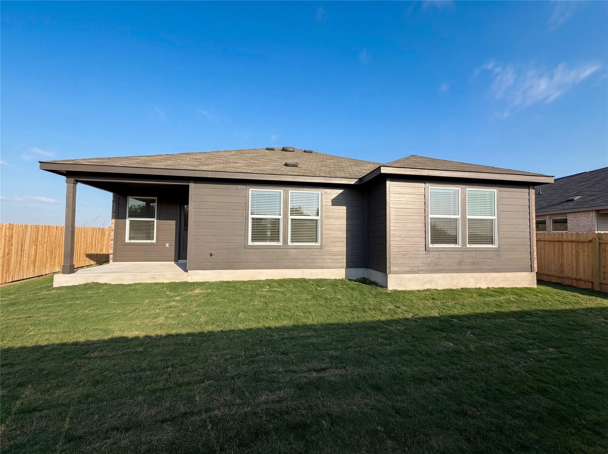 507 Vantage Drive Hutto TX 78634