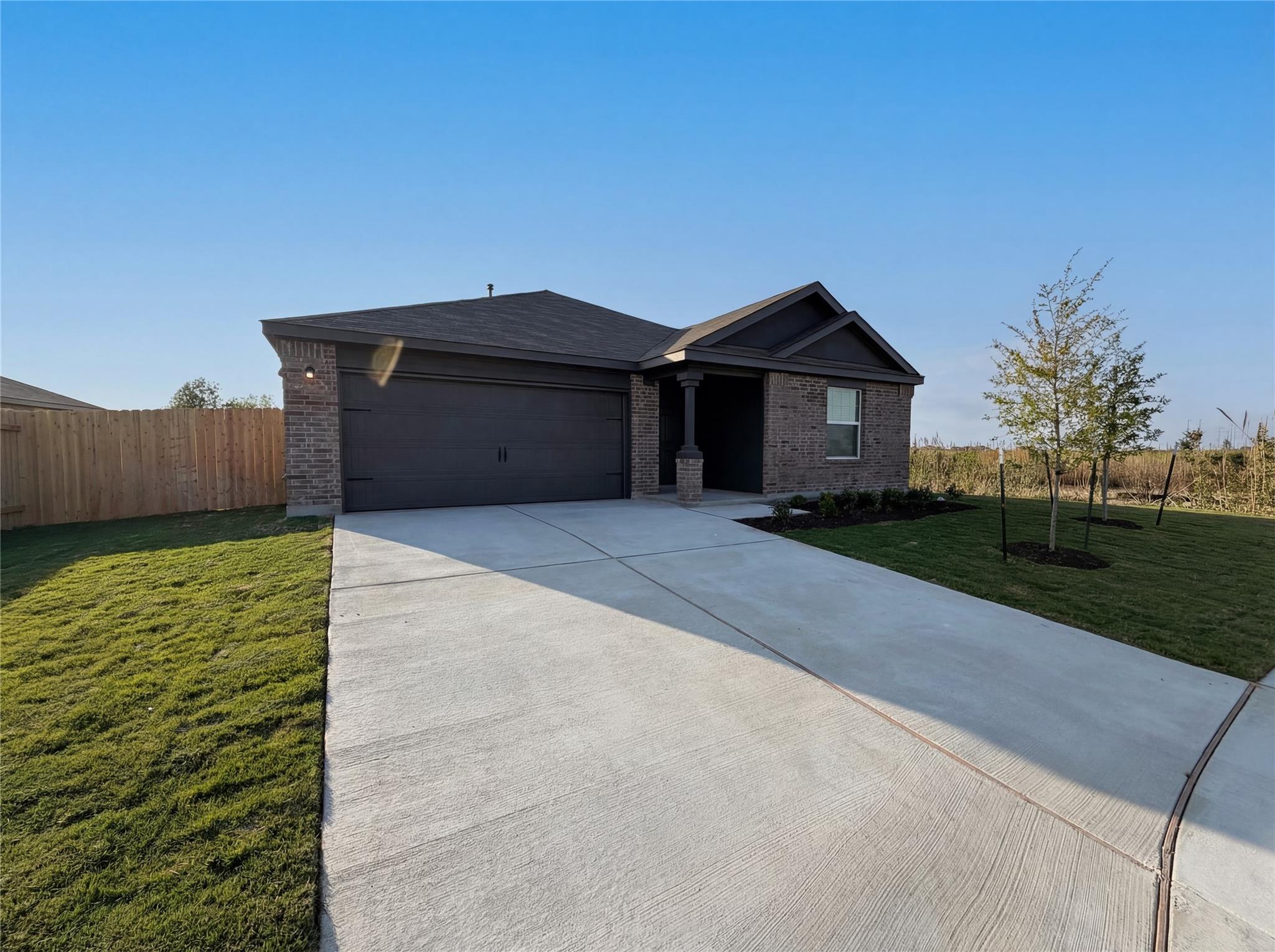 507 Vantage Drive Hutto TX 78634