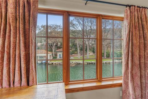 4407 Island Cove Austin TX 78731