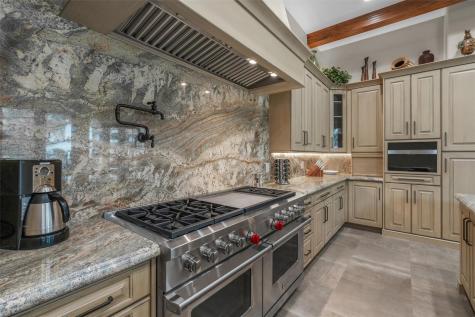 4407 Island Cove Austin TX 78731