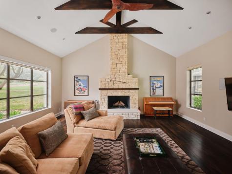 5301 Maryanna Drive Austin TX 78746