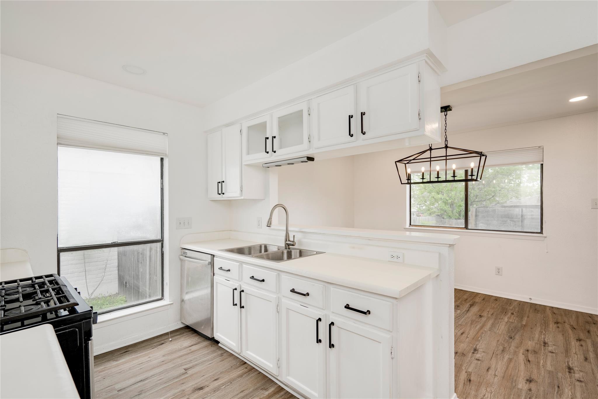 6705 Lancret Hill Drive Austin TX 78745
