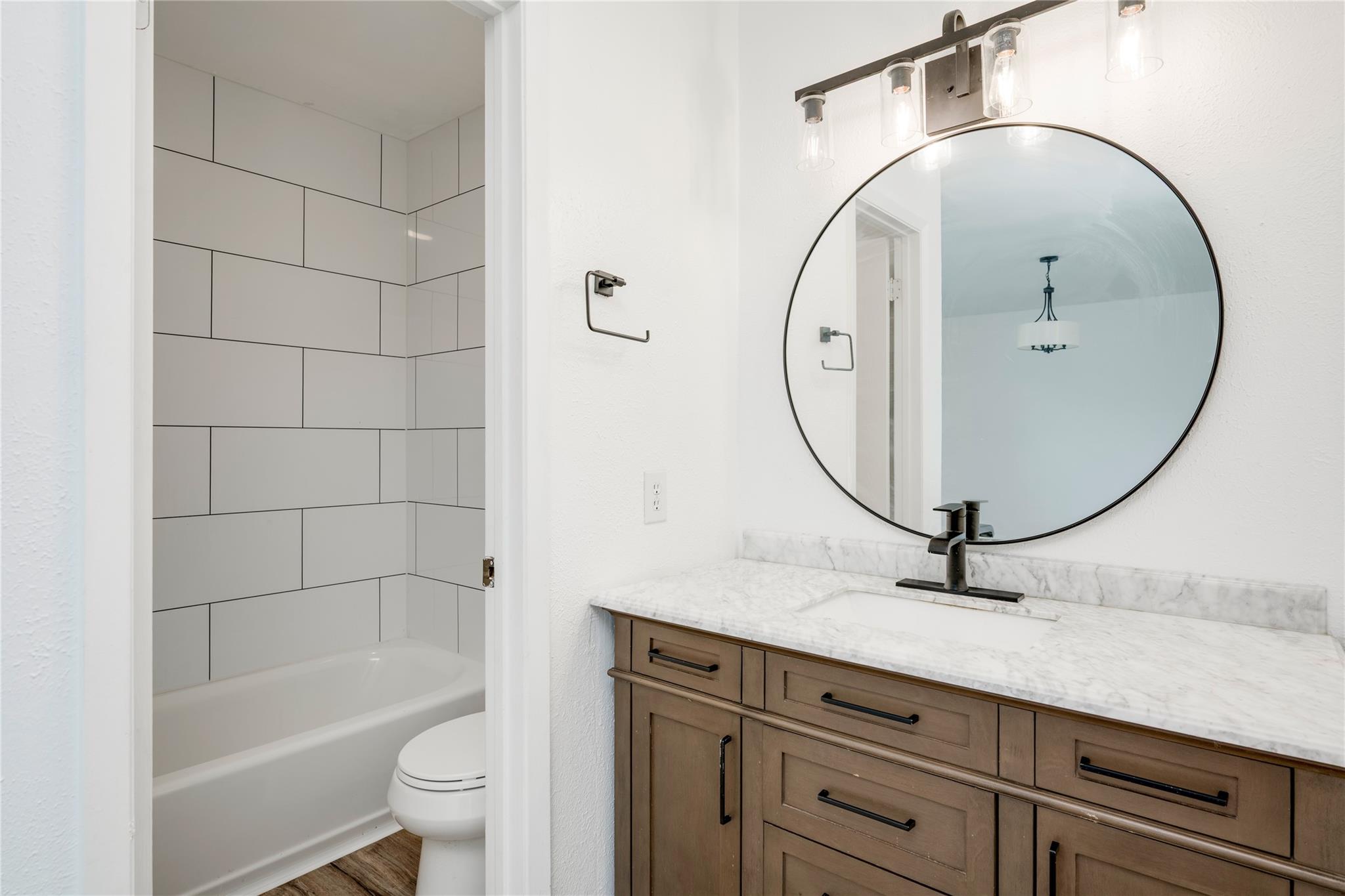 6705 Lancret Hill Drive Austin TX 78745