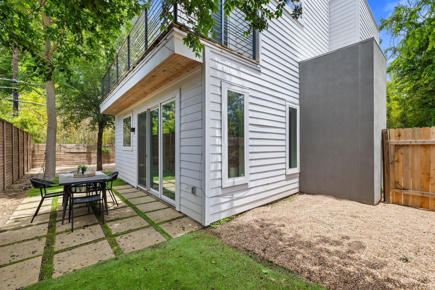 1604 Haskell Street Austin TX 78702