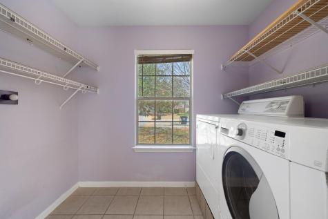215 Kerley Drive Hutto TX 78634