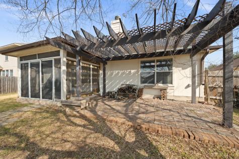 215 Kerley Drive Hutto TX 78634