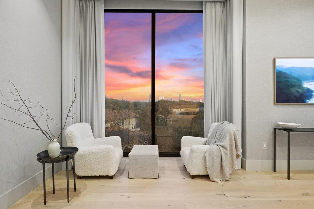 5 Inwood Cove Austin TX 78746