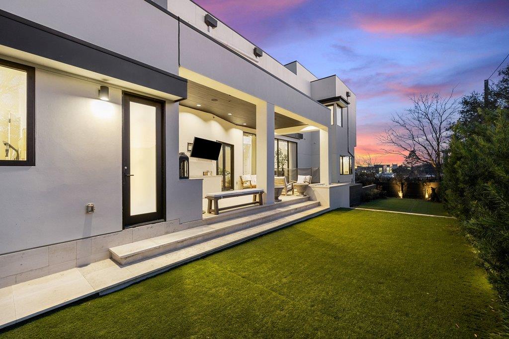 5 Inwood Cove Austin TX 78746