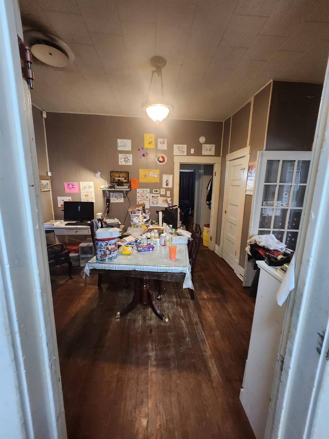502 W 4th Street Taylor TX 76574
