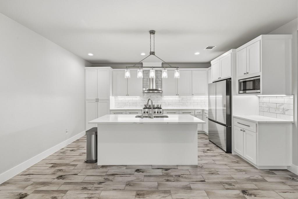 718 Emory Drive Fredericksburg TX 78624