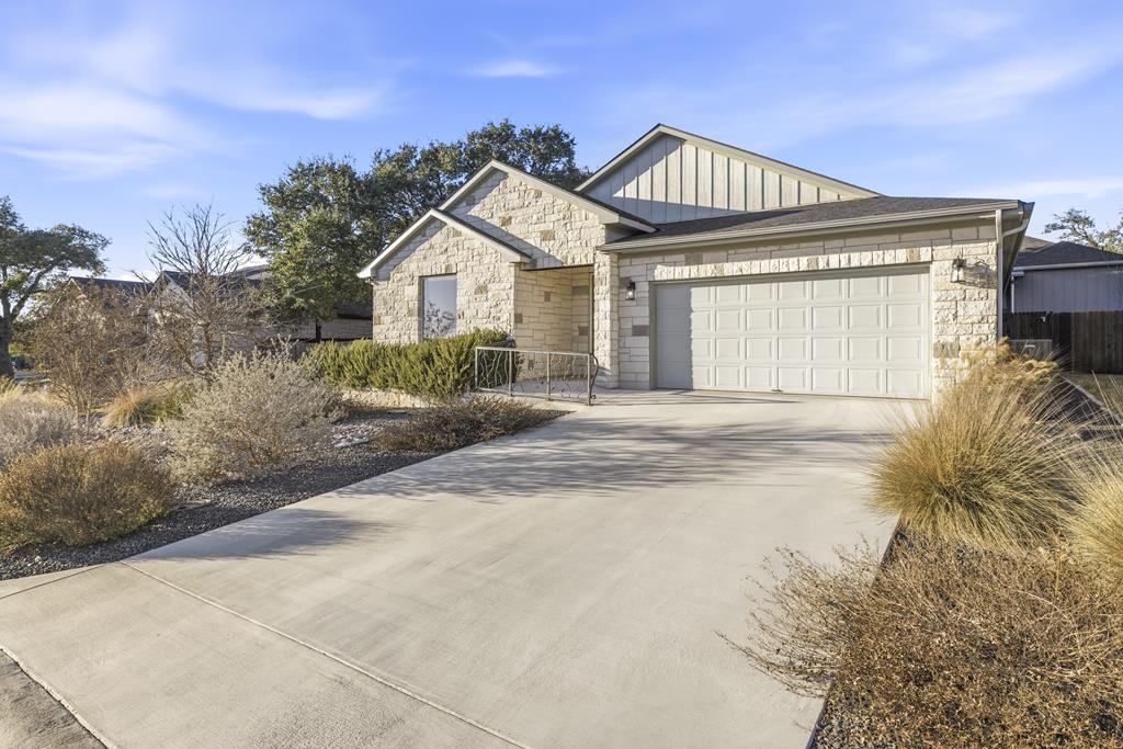 718 Emory Drive Fredericksburg TX 78624