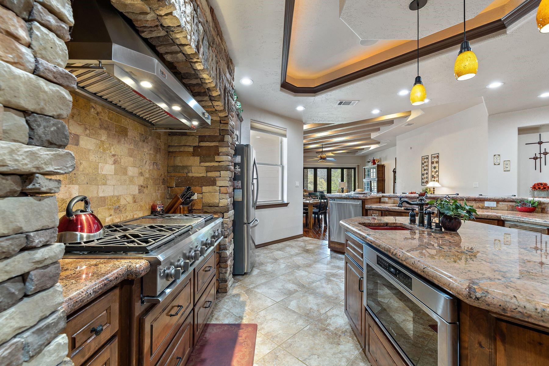 1413 County Road 132-a Kingsland TX 78639