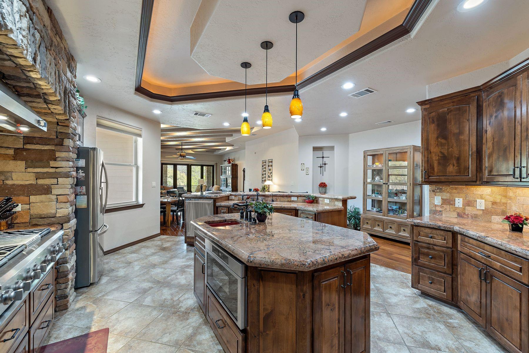 1413 County Road 132-a Kingsland TX 78639