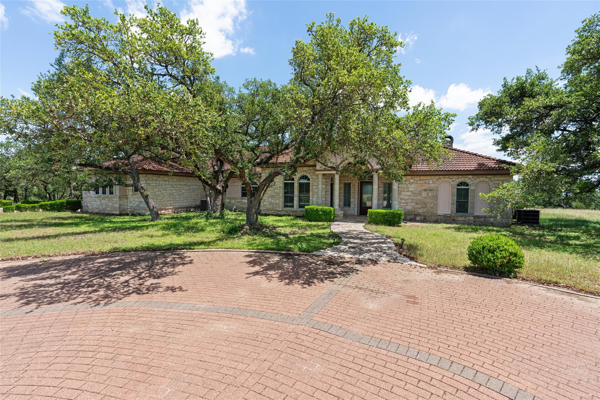 8322 Sharl Cove Austin TX 78737