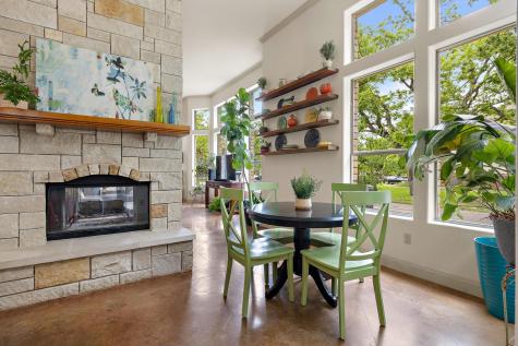 5319 Bull Run Austin TX 78727
